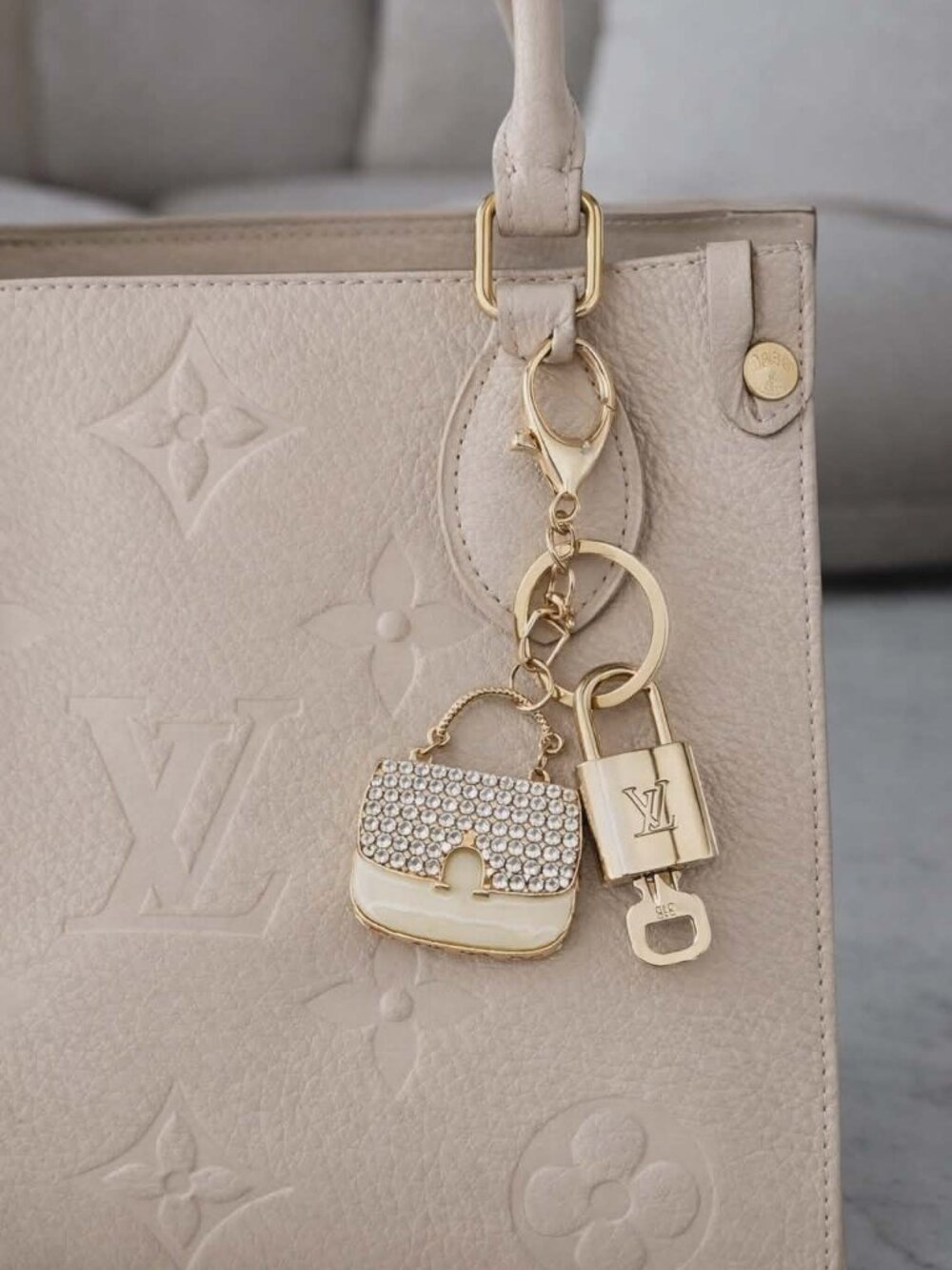 Louis Vuitton Gold Padlock 🔑 Authentic LV Unbranded Keychain Bag Charm